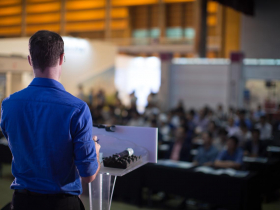 猜猜看＂You gave a good pitch.＂是什麼意思？一次搞懂pitch用法